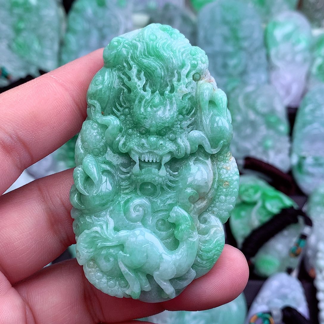 翡翠吊坠(不含链)未镶嵌