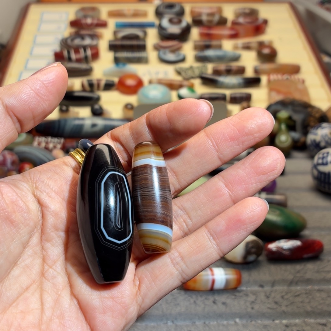 熊***重玛瑙/玉髓合金颈饰