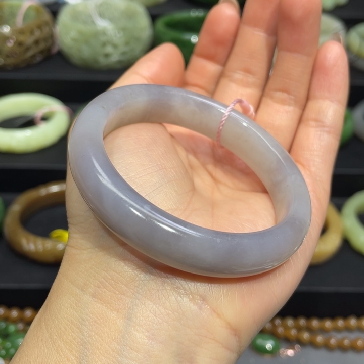 和田玉手镯54圈口 编号6未镶嵌