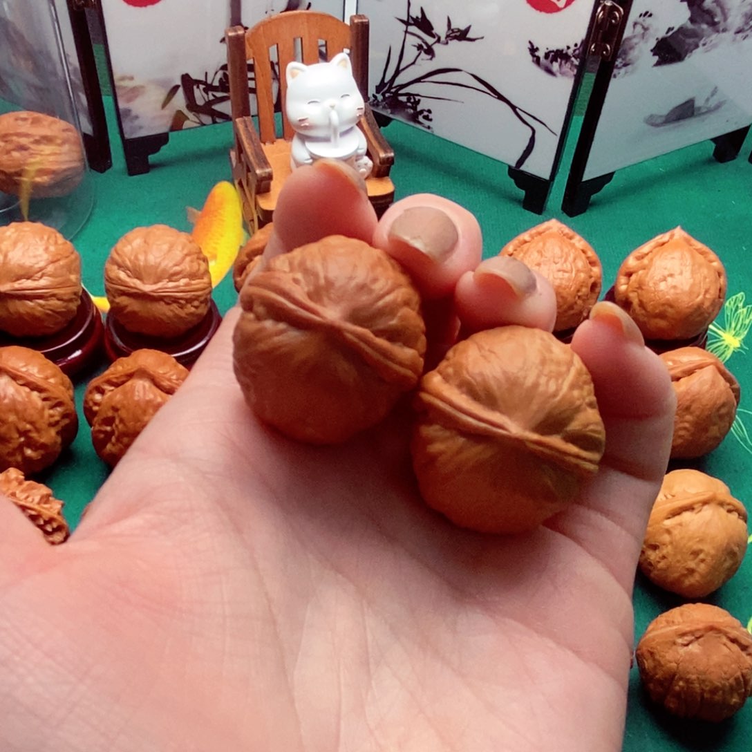 文玩核桃吊坠水晶佛肚