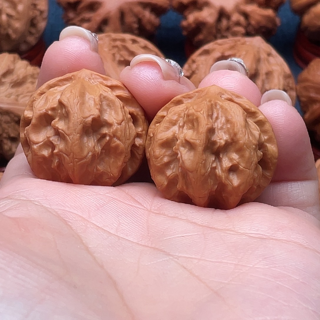 山***尔文玩核桃把件精品手捻