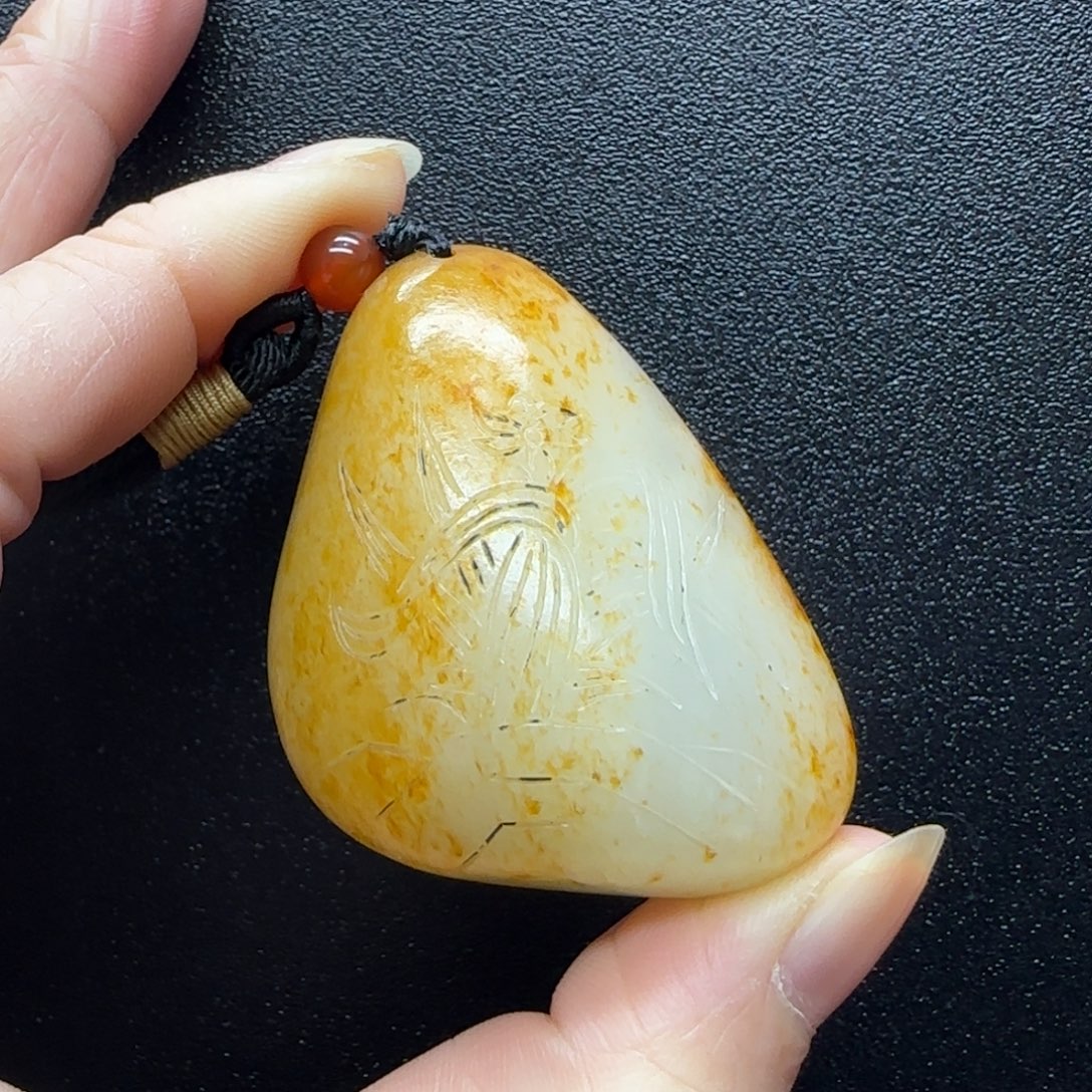 未镶嵌和田玉挂件