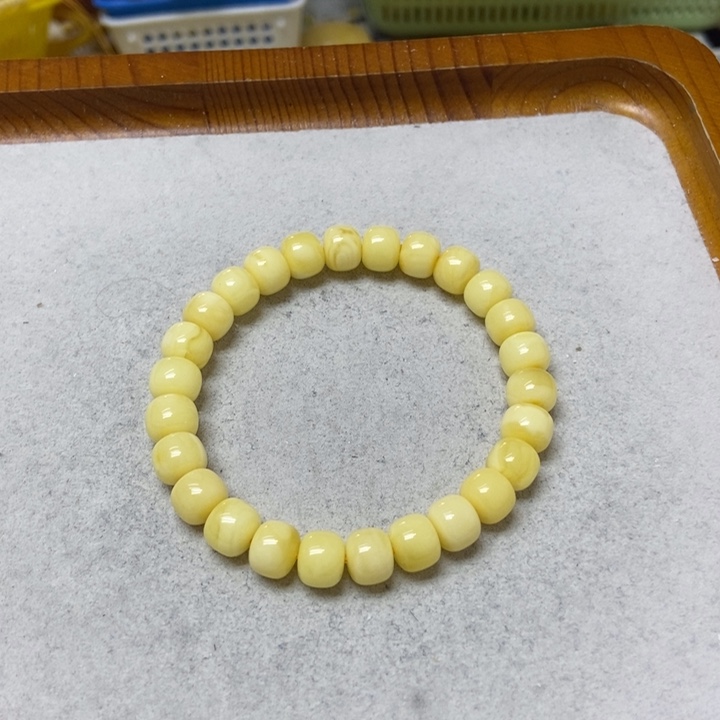 蜜蜡未镶嵌裸石手串