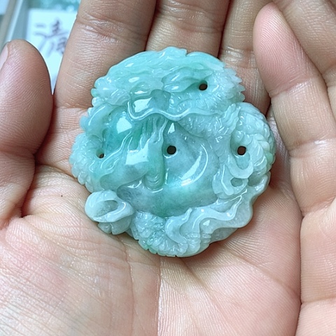 翡翠颈饰未镶嵌?****?天然缅甸翡翠a货