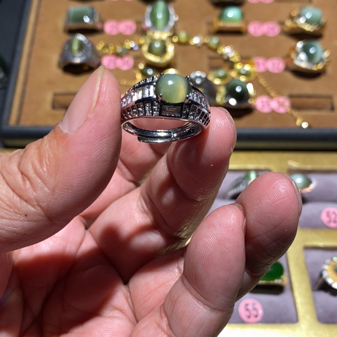 和田玉（碧玉）戒指未镶嵌