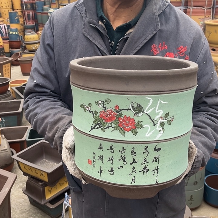 紫砂紫砂花盆和小盆栽