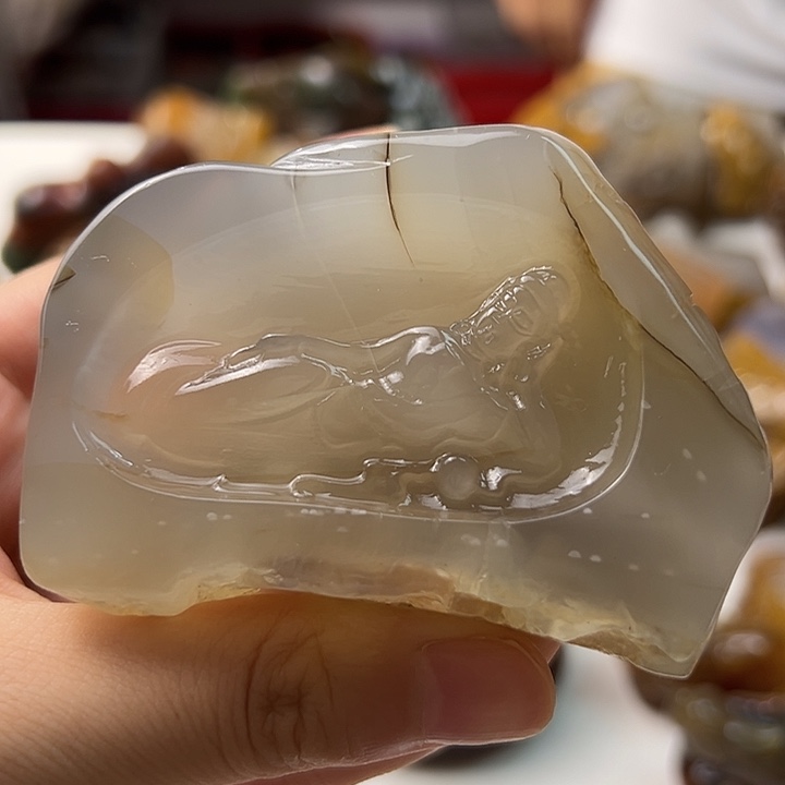 未镶嵌颈饰玛瑙/玉髓