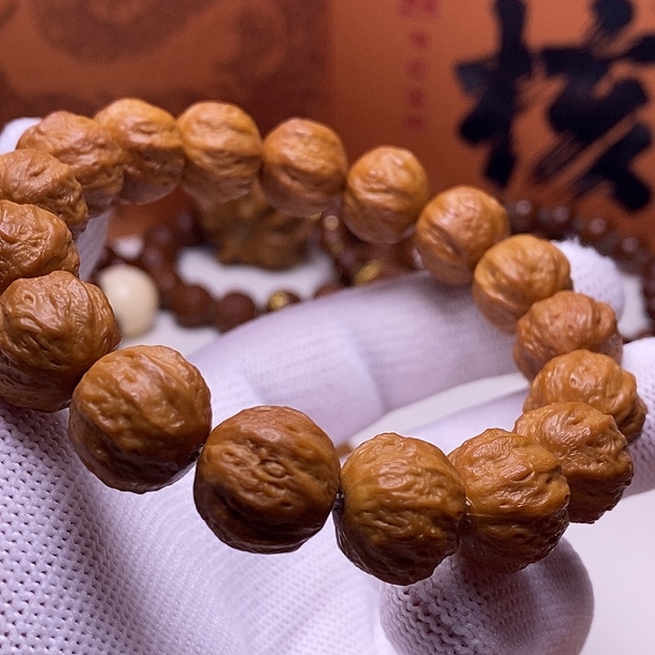 吊坠猴头核桃隐士