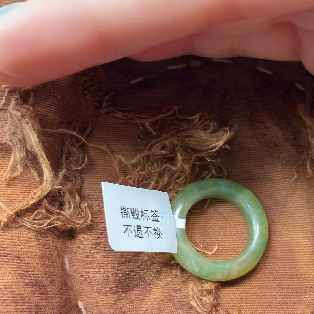 和田玉未镶嵌戒指