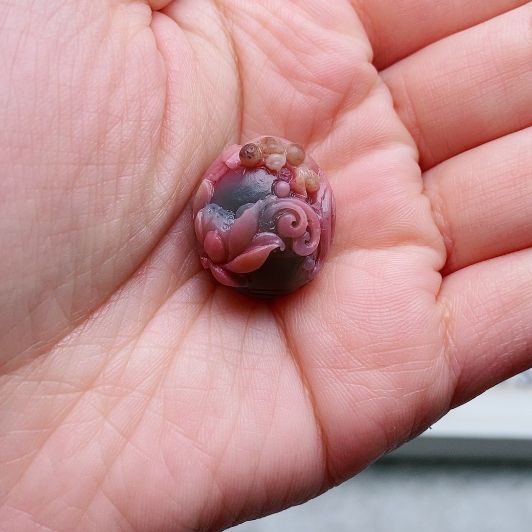 玛瑙/玉髓颈饰未镶嵌尤***?