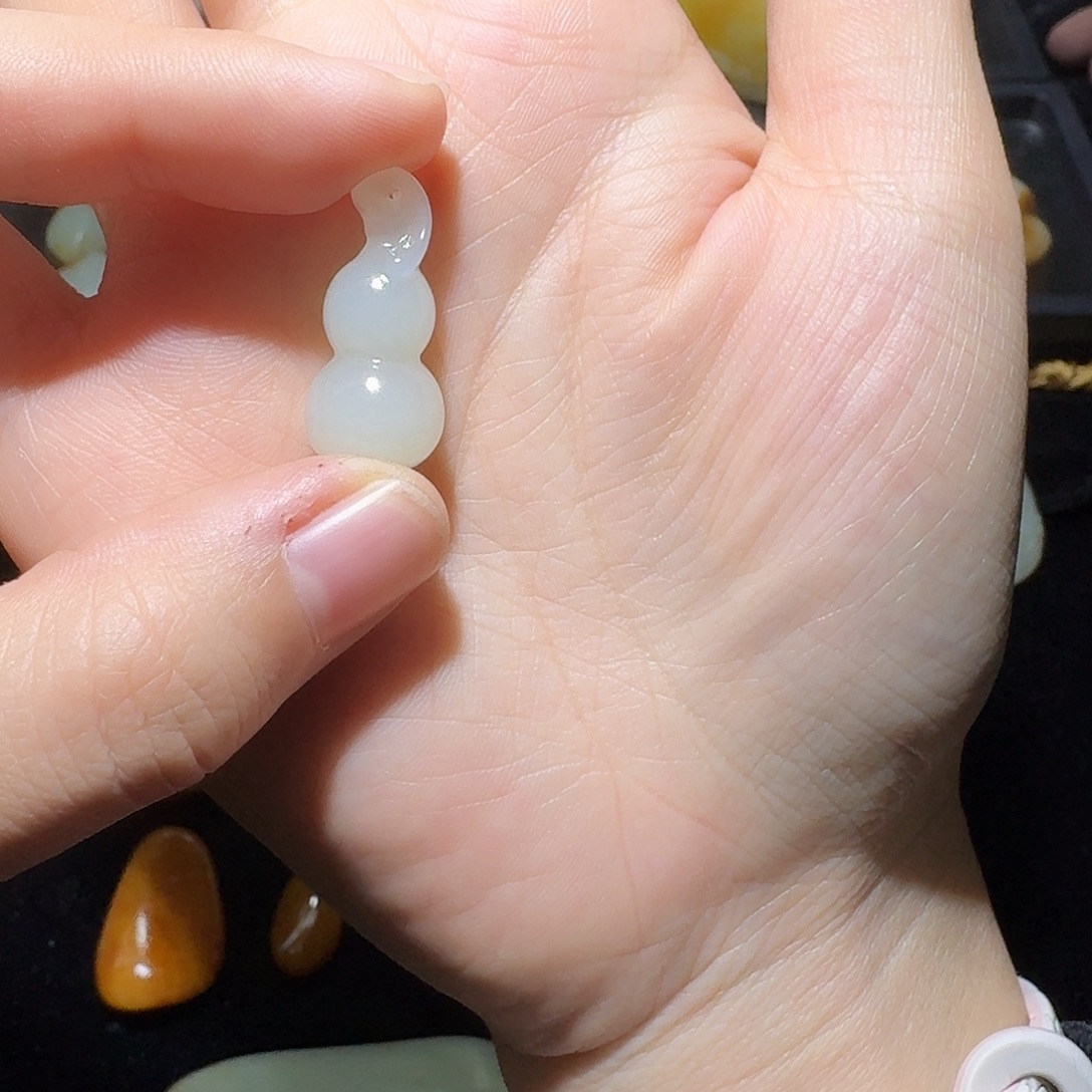 和田玉（子料）未镶嵌挂件