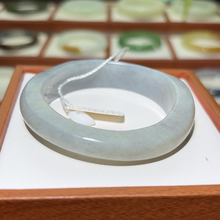 天然和田玉新疆籽料青花随型53/54自由风小清新女士手镯