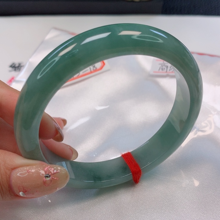 翡翠手镯未镶嵌风***句58圈