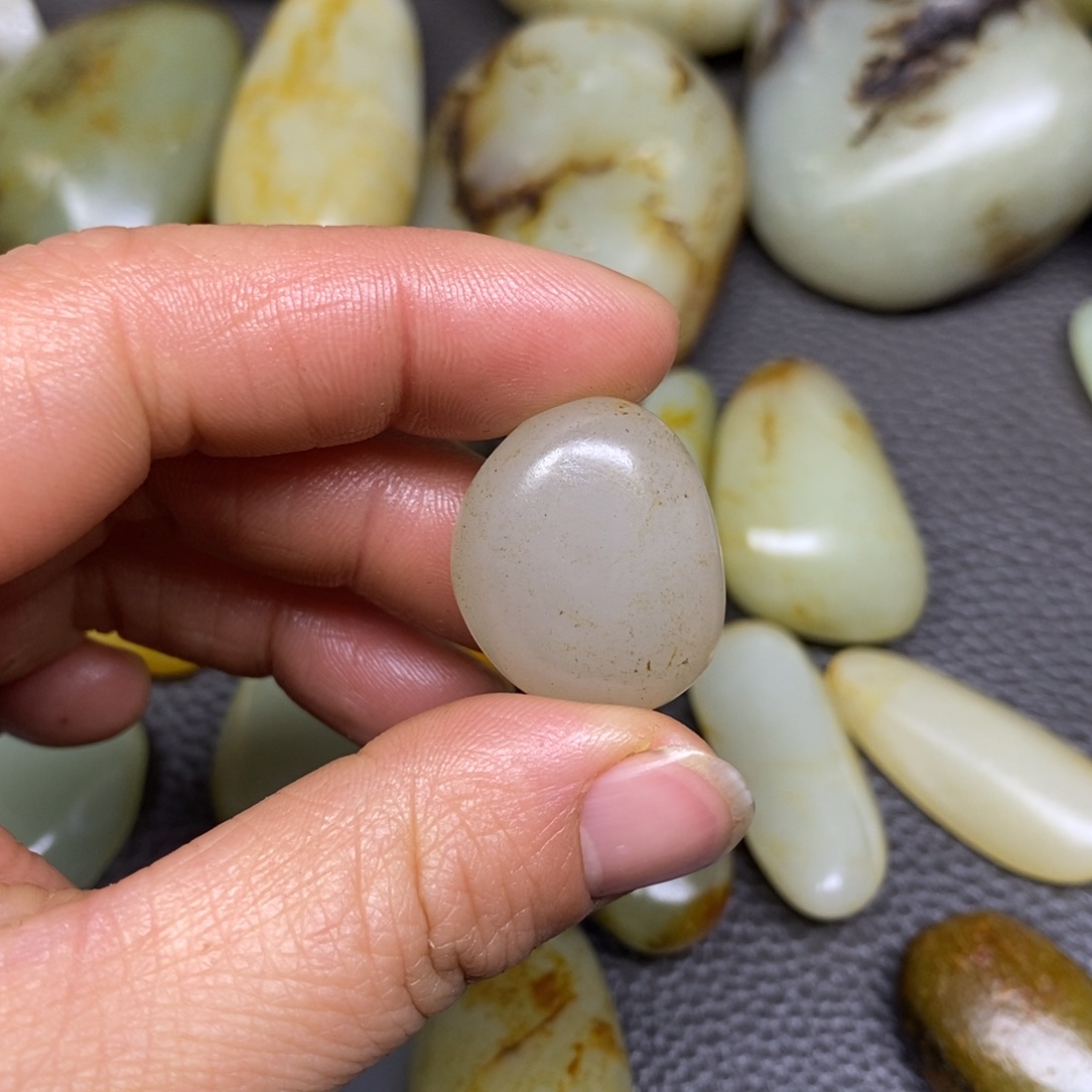 和田玉挂件^_^未镶嵌