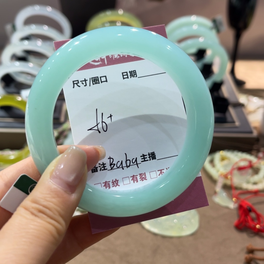 蛇纹石玉手镯未镶嵌B***R
