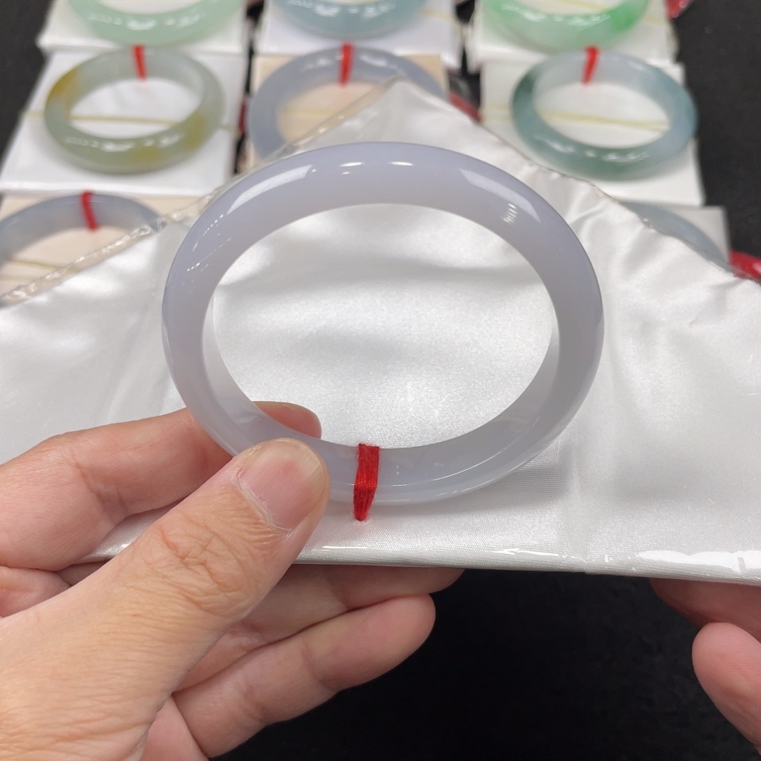 翡翠手镯未镶嵌55.5贵妃