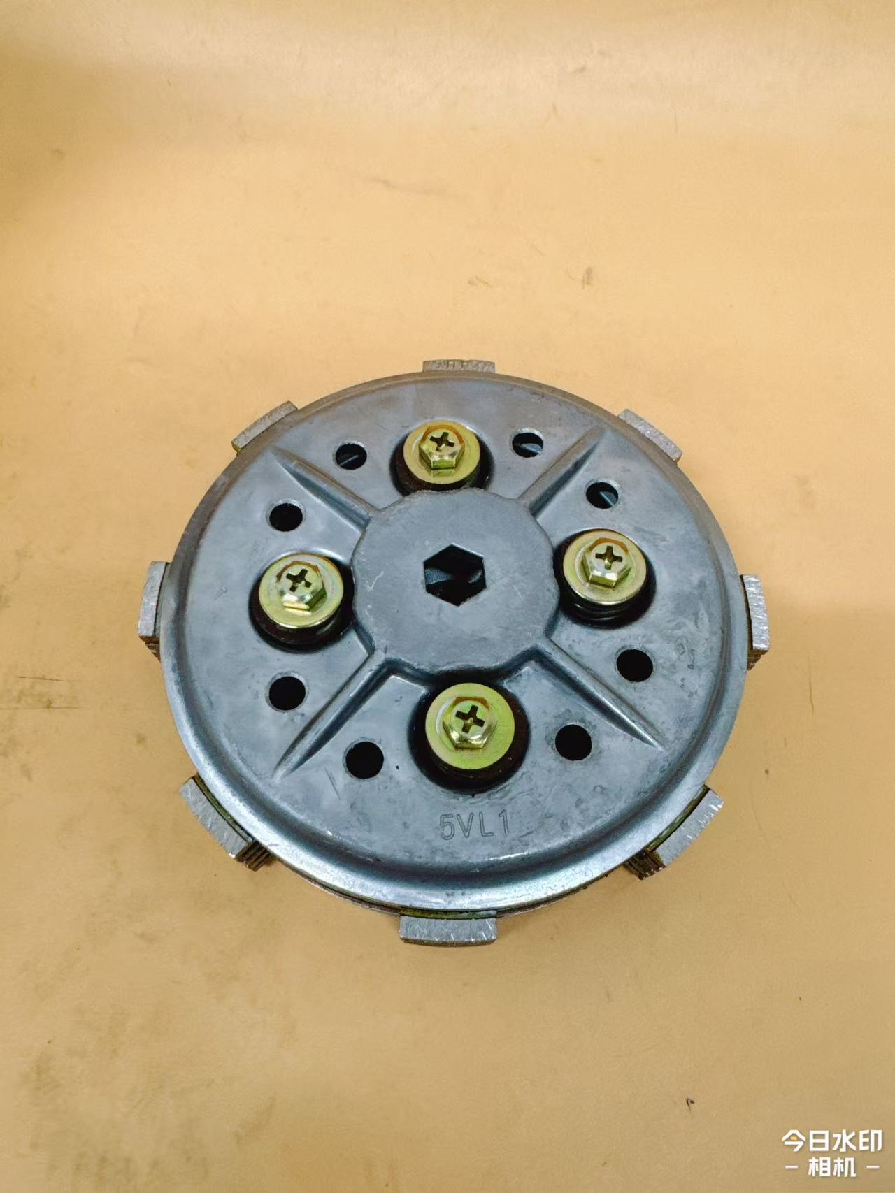 鸿利德摩托车离合器小古小鼓总成/KYY/CBF/YBR125/GT125