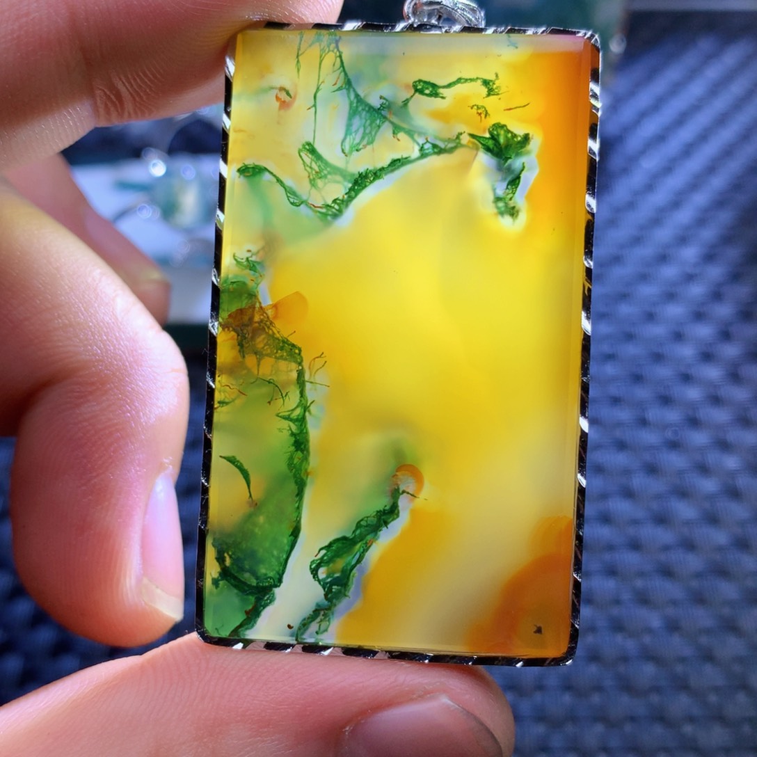 未镶嵌颈饰玛瑙/玉髓鸺****2