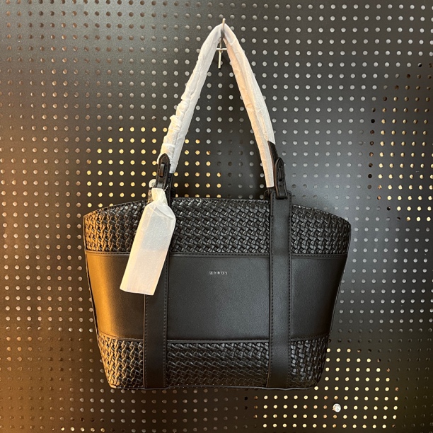 黑色编织牛皮时尚百搭女士包包