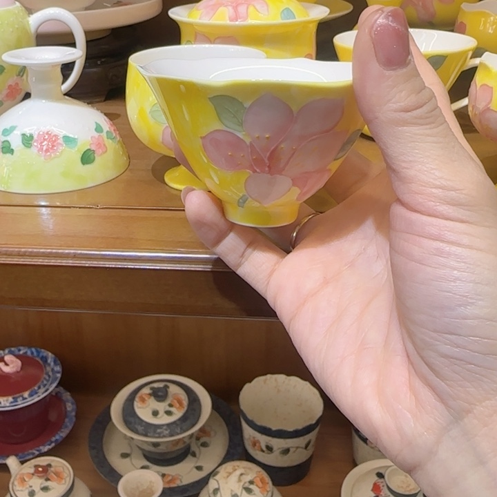 青花壶具工艺精美实用