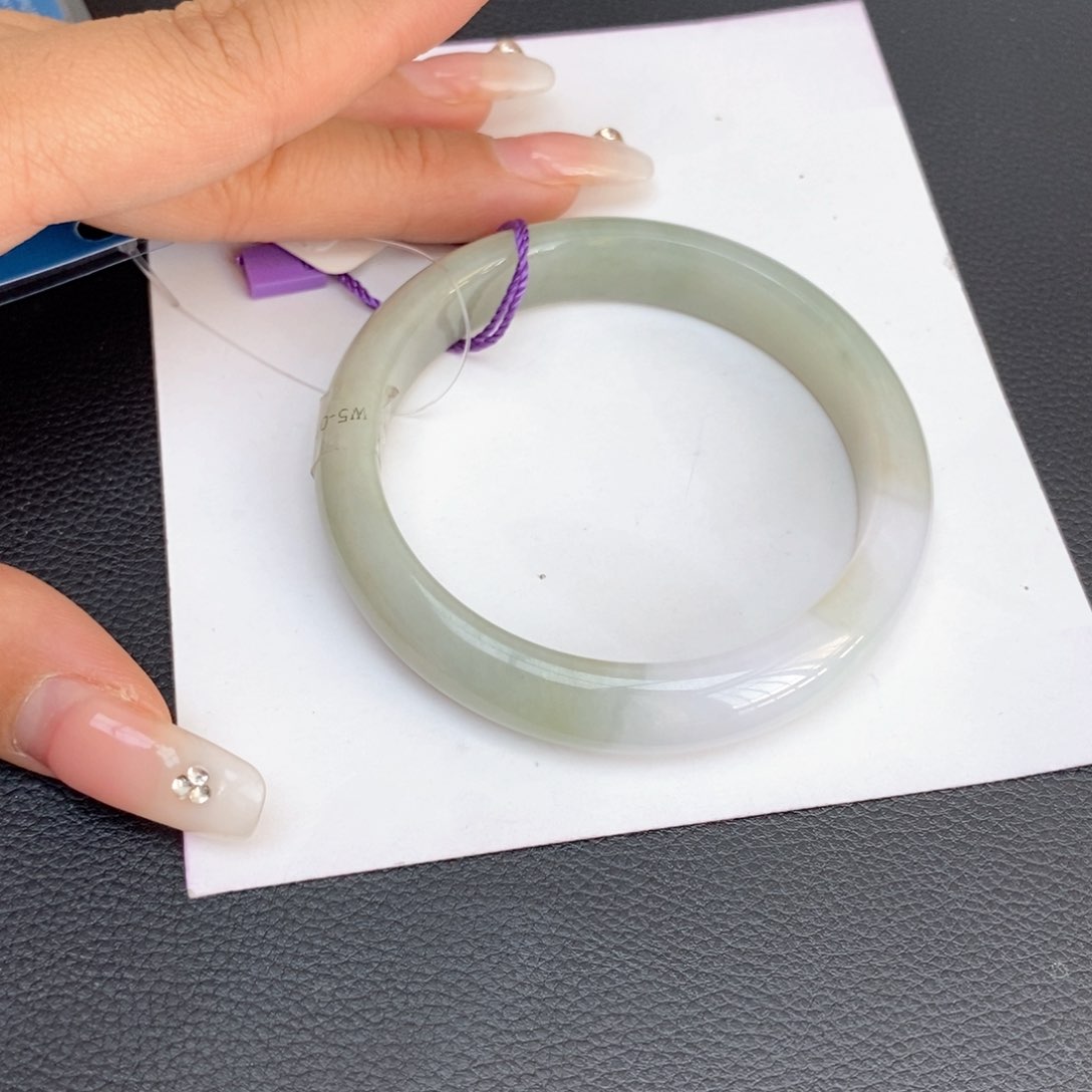 翡翠手镯未镶嵌元***吞55圈口