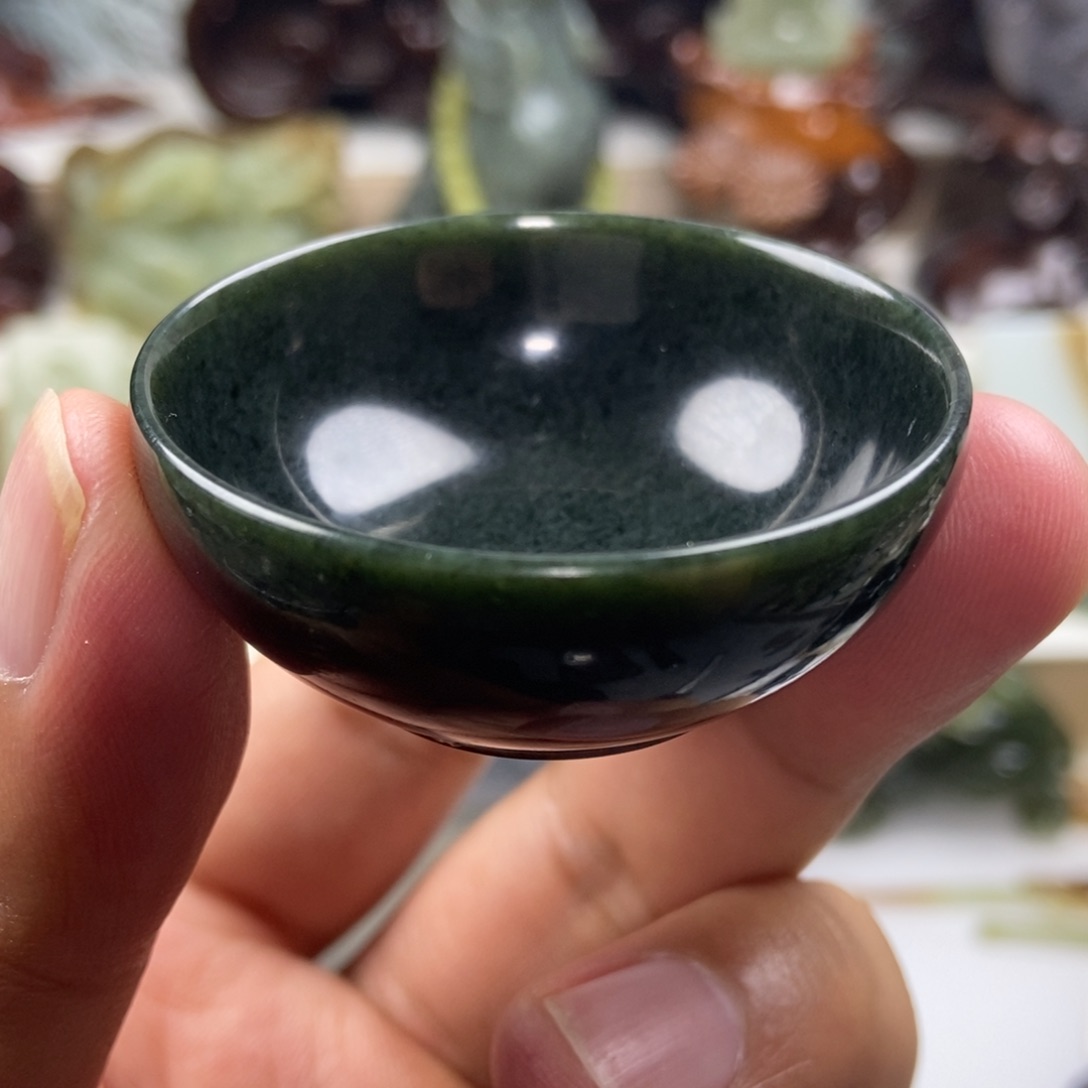 【闪购商品】吊坠(不含链)未镶嵌和田玉