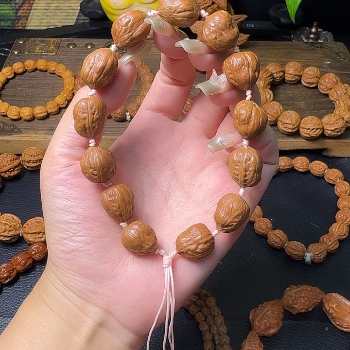 文玩核桃手串小花生米手持