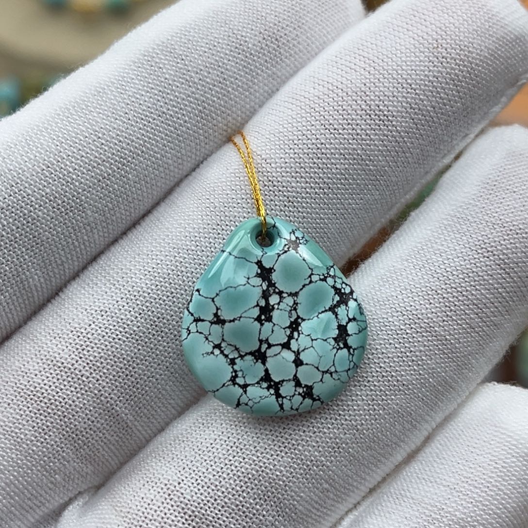 绿松石未镶嵌随型牌子编号19