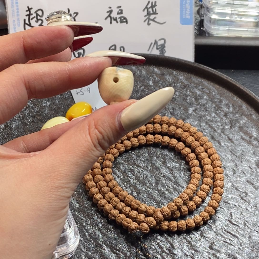 吊坠金刚菩提猛犸三通