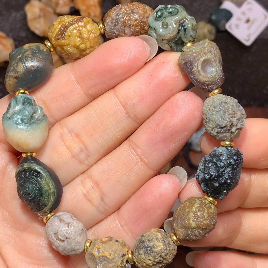 未镶嵌玛瑙/玉髓珠宝半成品