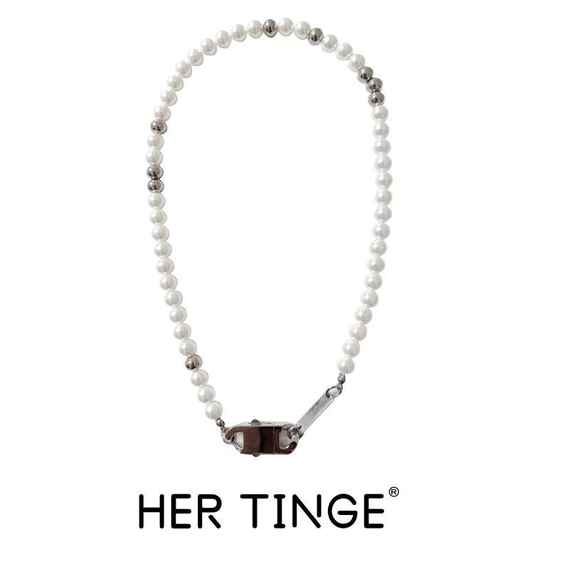 钛钢仿珍珠项链 HER TINGE-简约设计贝珠锁扣项链