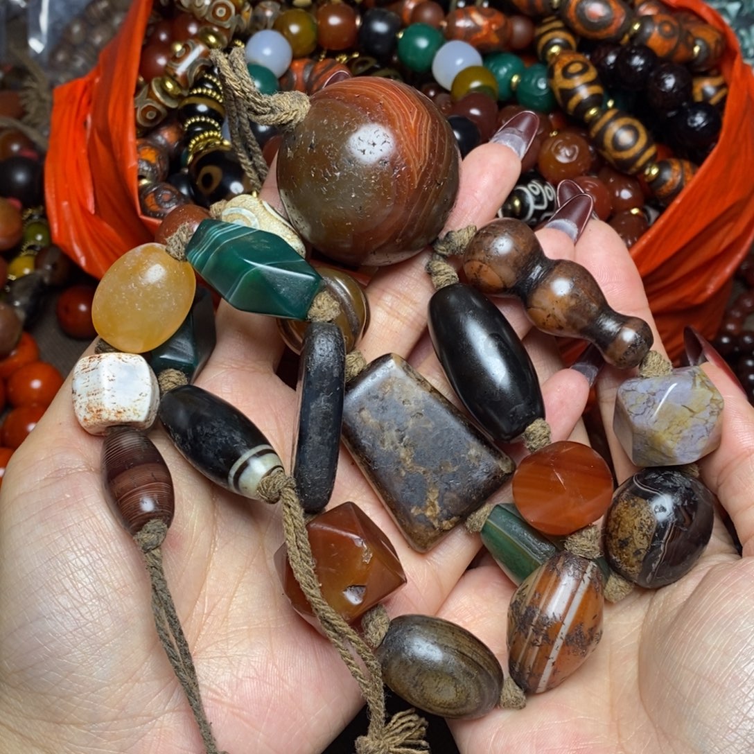 玛瑙/玉髓未镶嵌颈饰