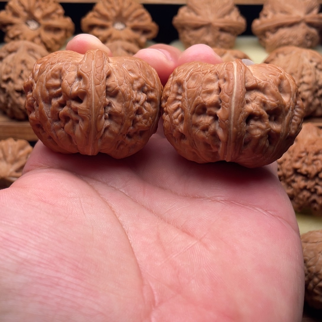 文玩核桃吊坠_****゜44全品平谷元宝