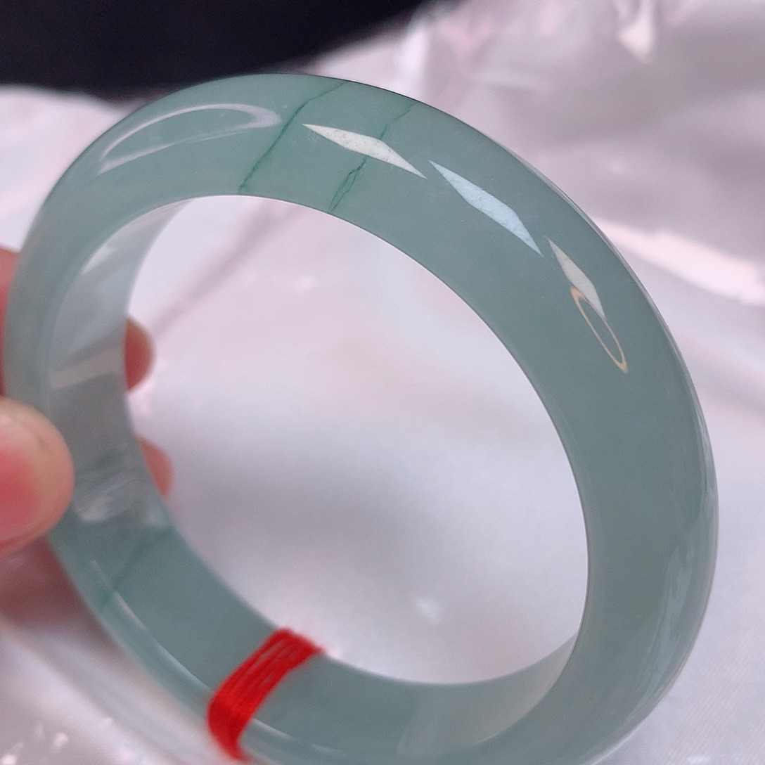 翡翠手镯未镶嵌52 翡翠手镯