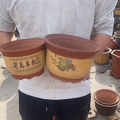 中国宜兴紫砂花盆，