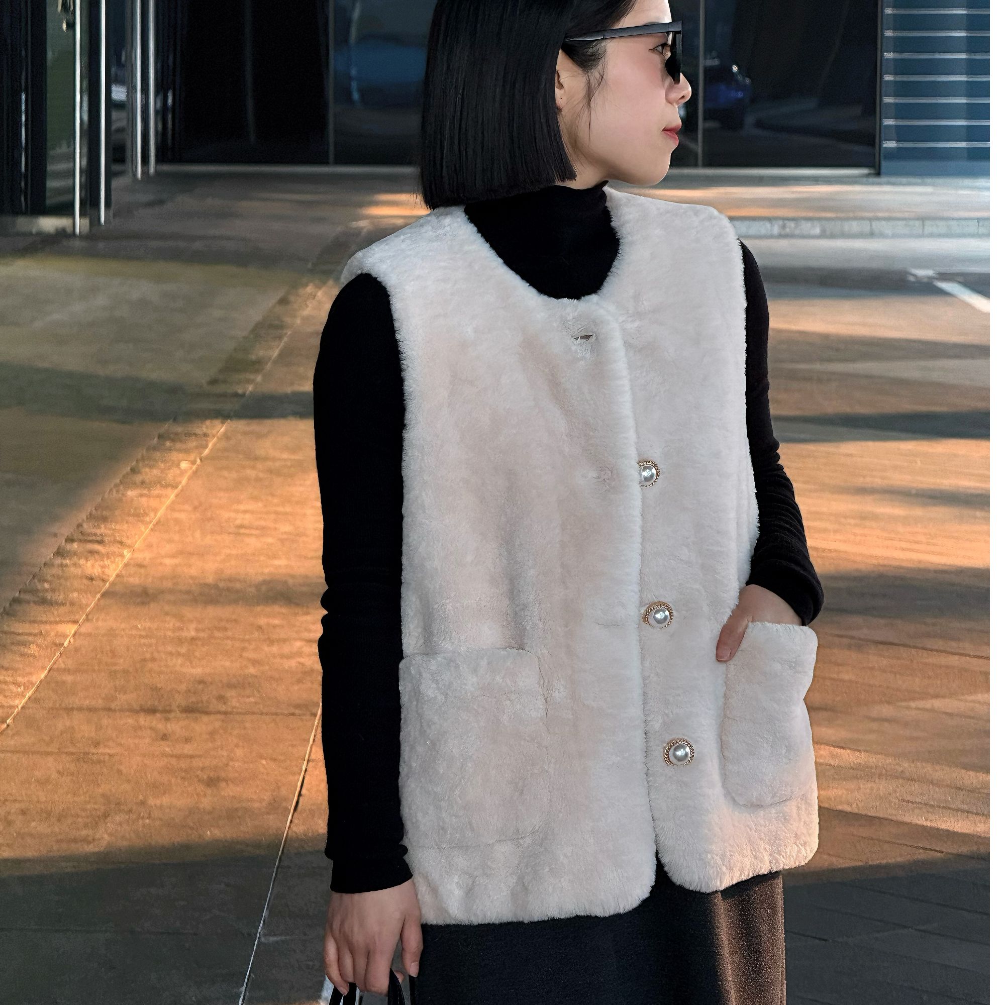 小香风气质网红时尚百搭马夹秋冬轻奢休闲女士简约海宁毛毛马甲