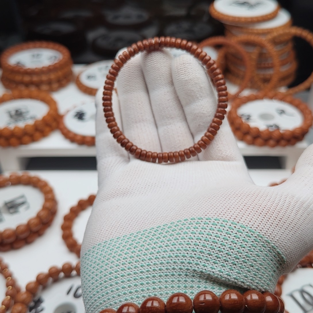 是****吊坠桃核桃核手串