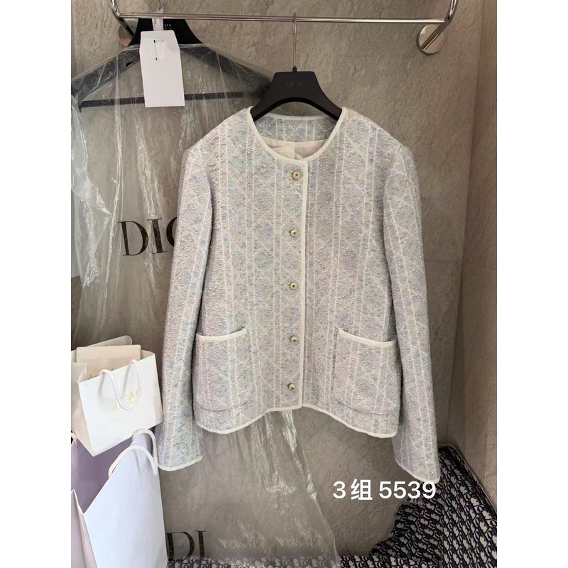 M1750【库存勿动】气质百搭小香外套衣长56 款号VE5539