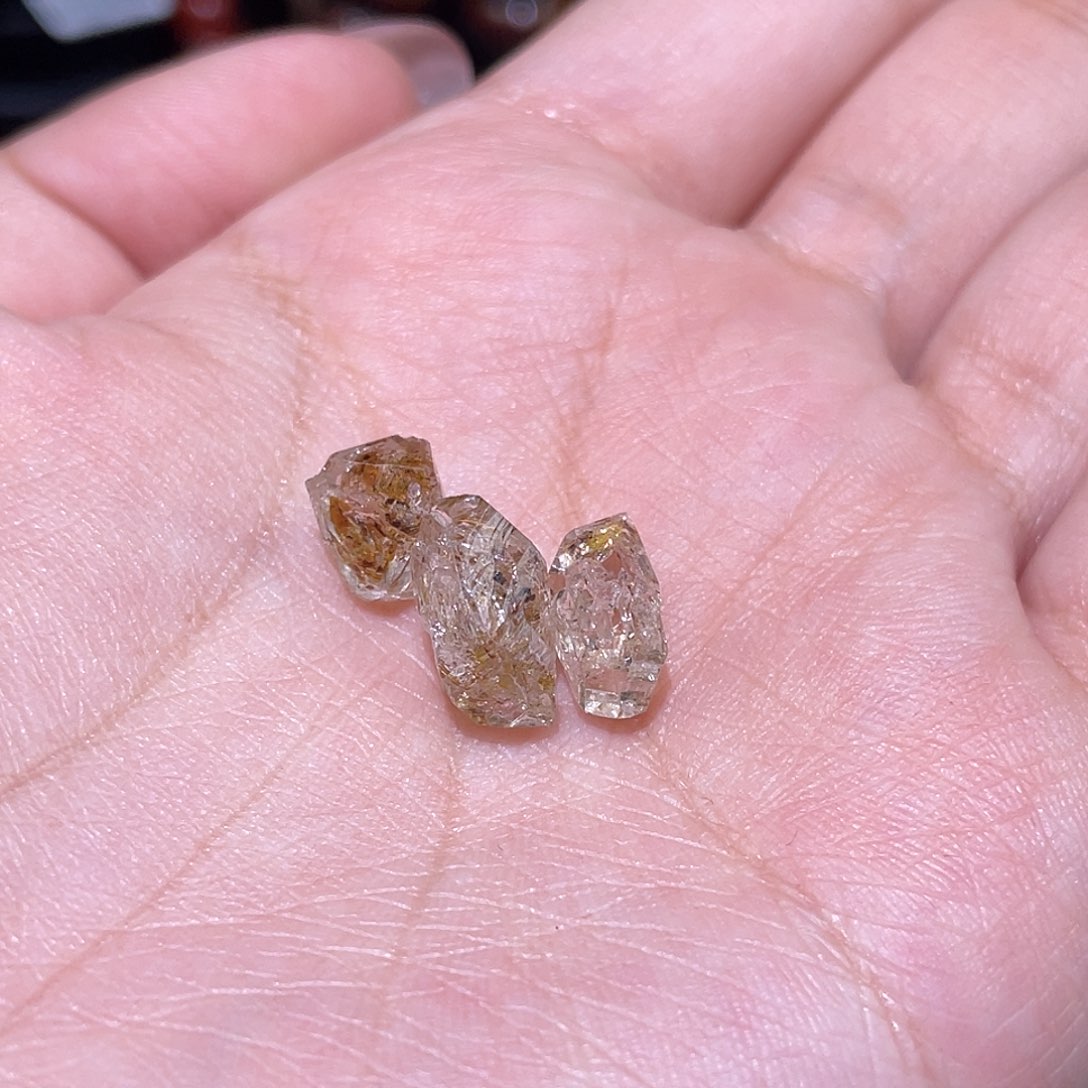 水晶闪灵碎石未镶嵌魅****享