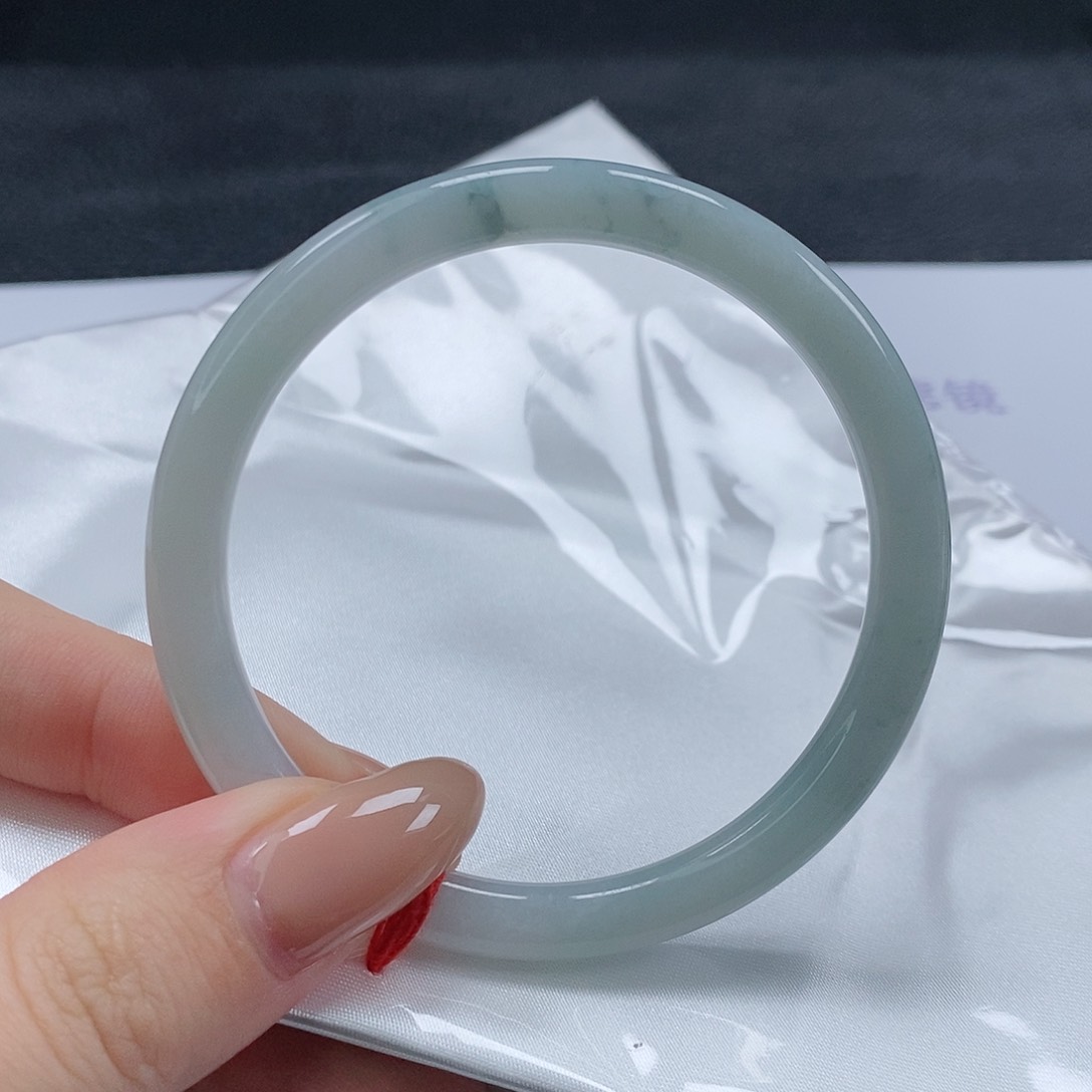 【闪购商品】翡翠手镯（圆镯）未镶嵌406号