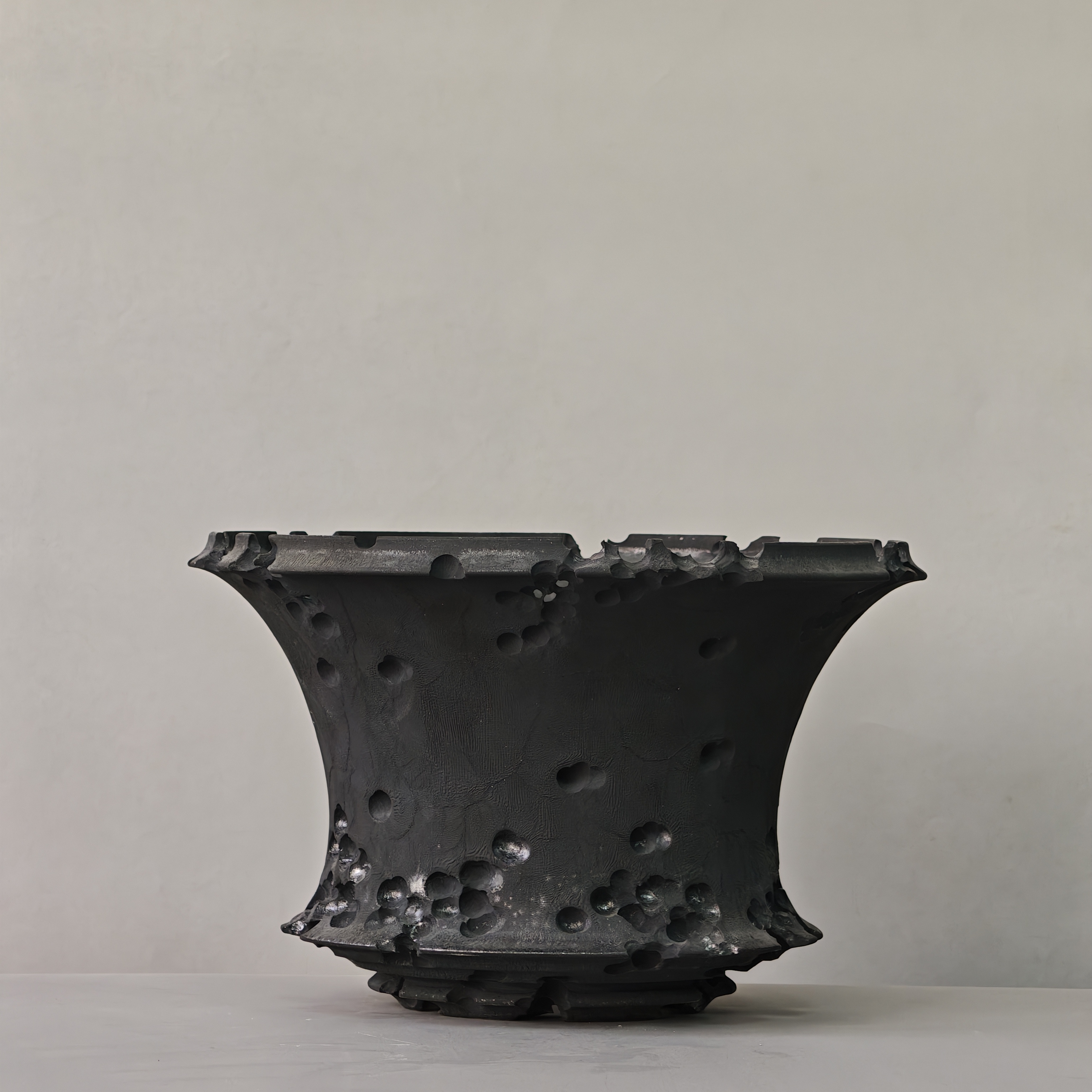 日式复古手工黑原矿洞洞诧寂风龙舌兰芽龟甲块根阳台种植陶瓷花兜