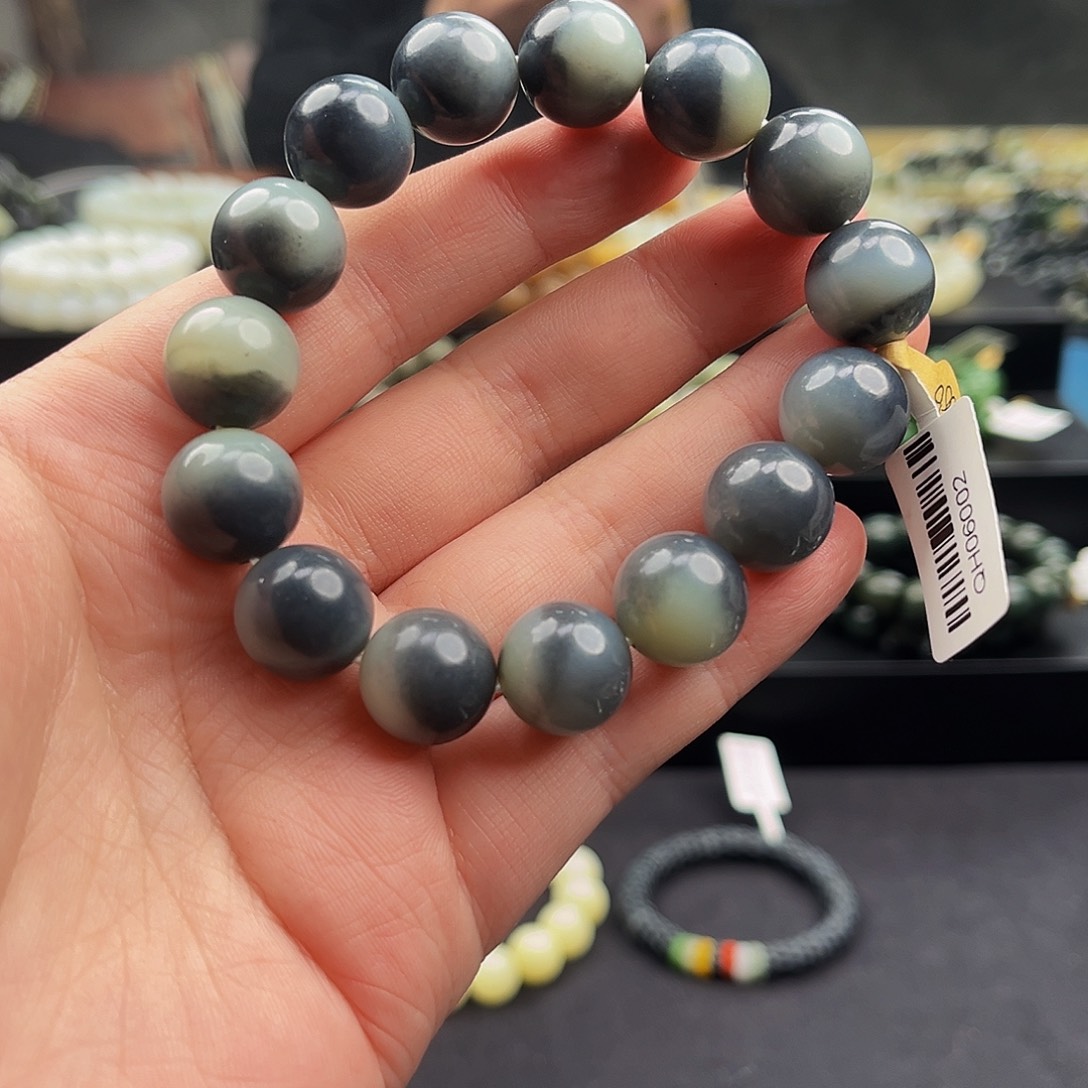 和田玉手串未镶嵌