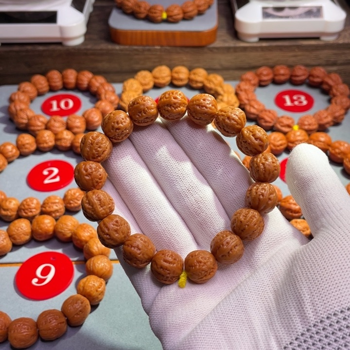 文玩核桃手串多肉