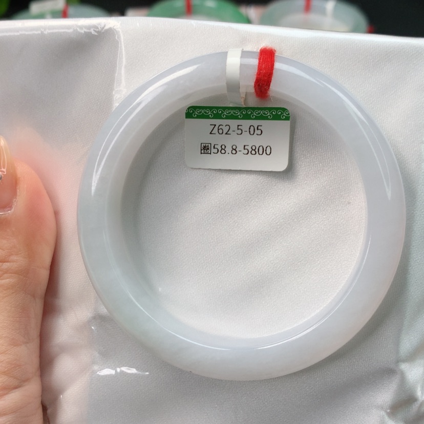 【闪购商品】翡翠手镯未镶嵌天然翡翠手镯