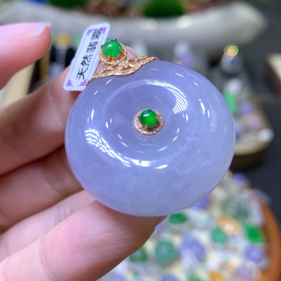 【闪购商品】翡翠颈饰18K金镶嵌翡翠吊坠项链