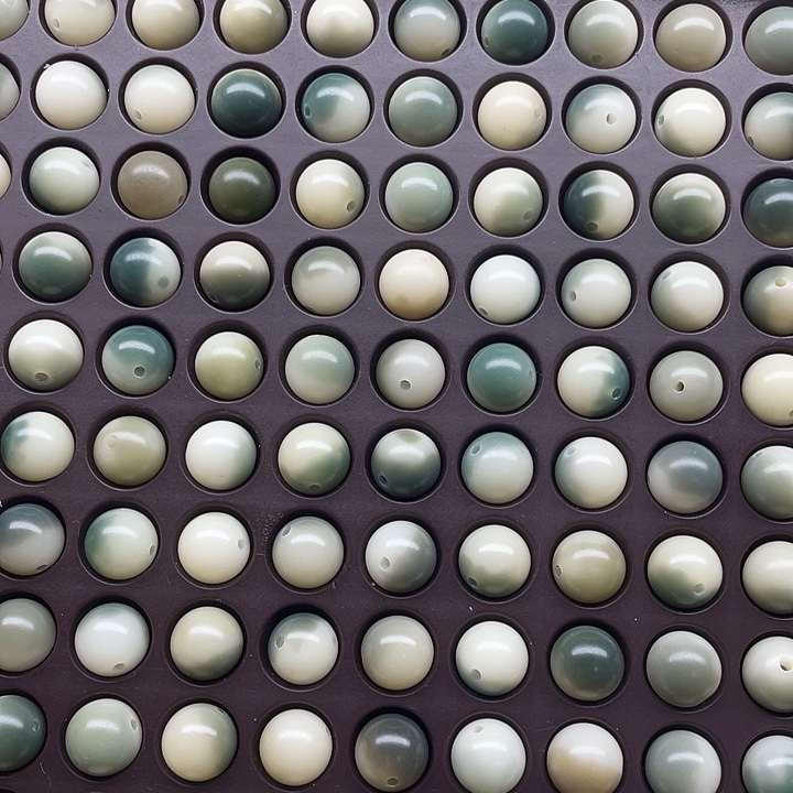 白玉菩提吊坠11精品绿飘圆100颗