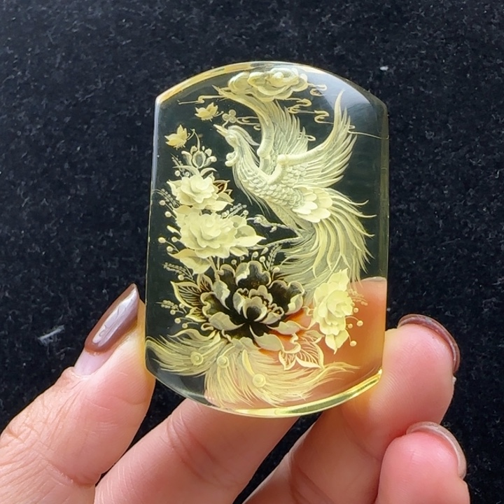 琥珀珠宝奇石未镶嵌