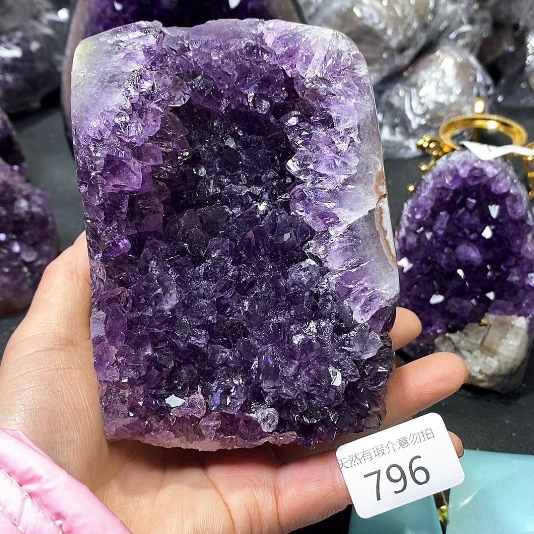 水晶大型摆件（非配饰）未镶嵌