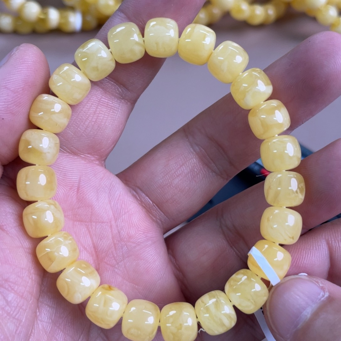 琥珀裸石未镶嵌01500000000