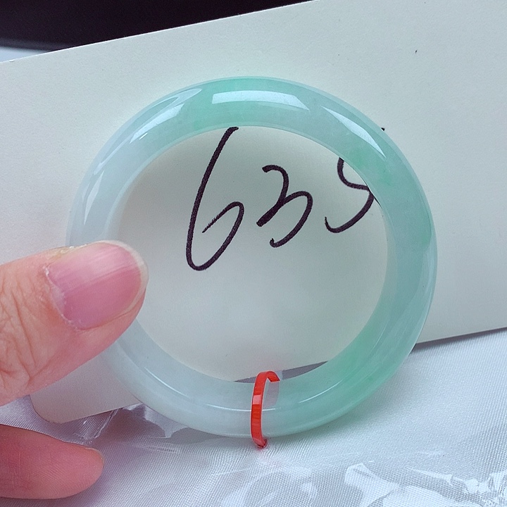 翡翠未镶嵌手镯翡翠